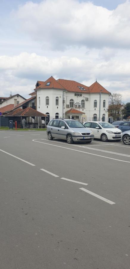 Apartmani Diksi Zrenjanin Exterior photo