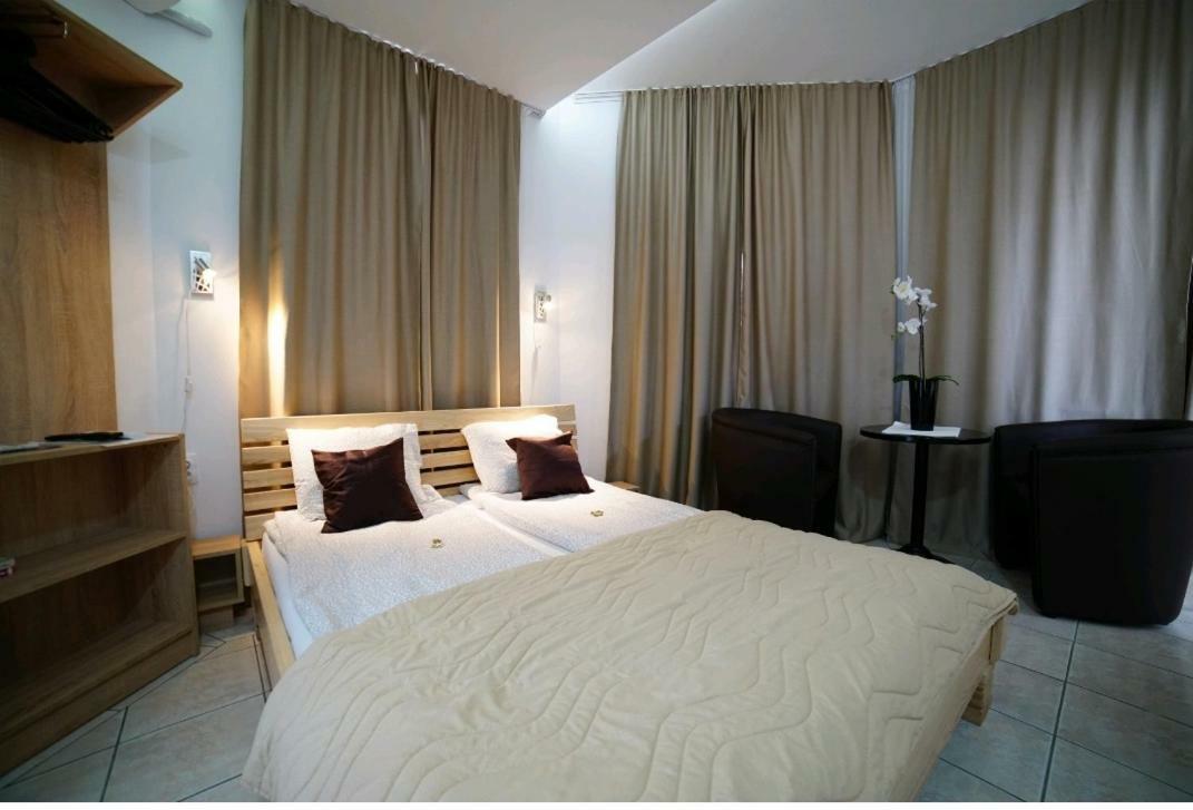 Apartmani Diksi Zrenjanin Exterior photo