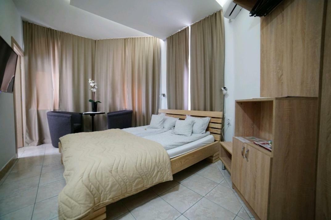 Apartmani Diksi Zrenjanin Exterior photo
